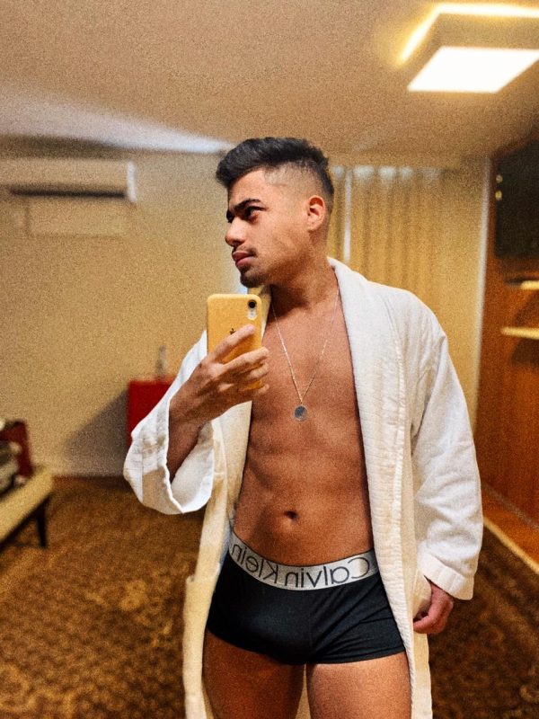 Adrian Santos 18