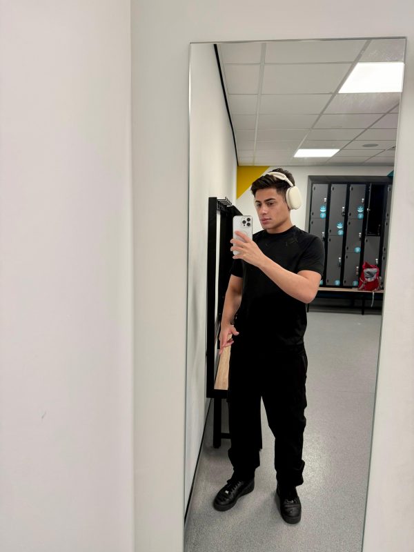 Adrian Santos 1