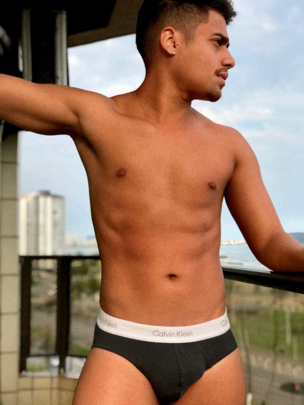 Adrian Santos 13