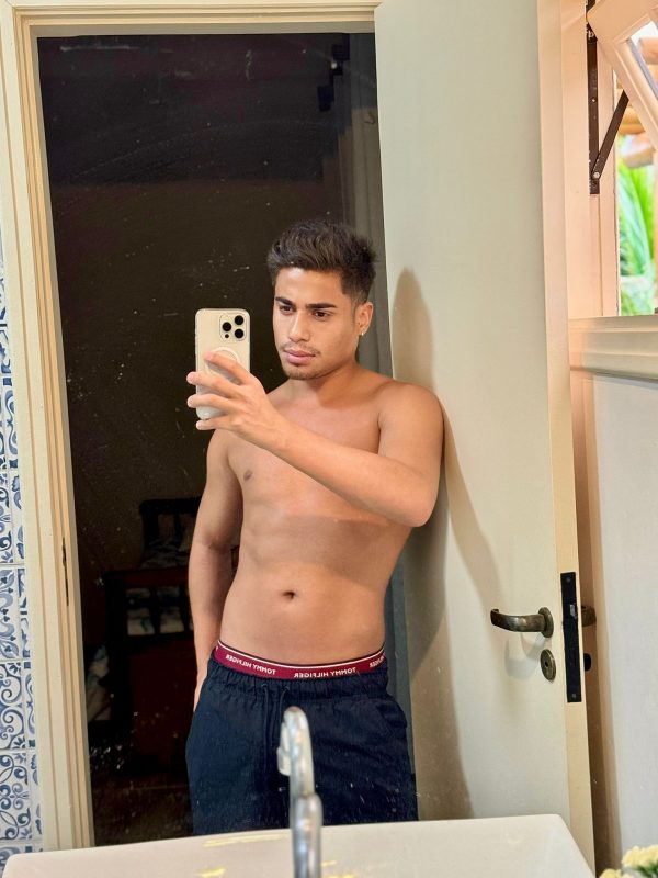 Adrian Santos 11