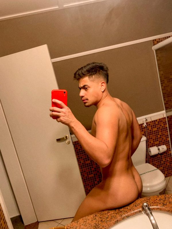 Adrian Santos 15
