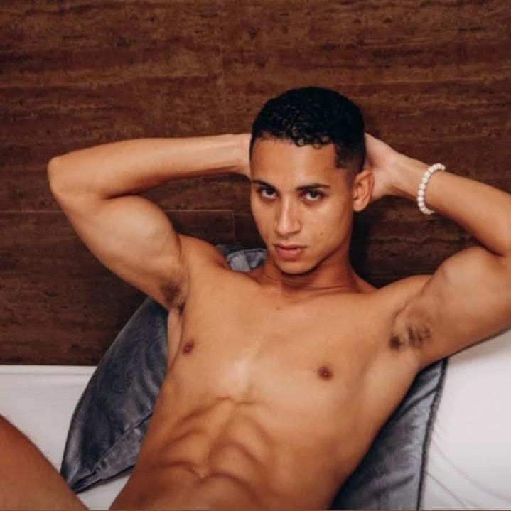 Matheus Hétero 54