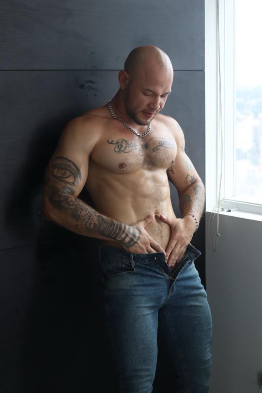 Harald Borbón 13