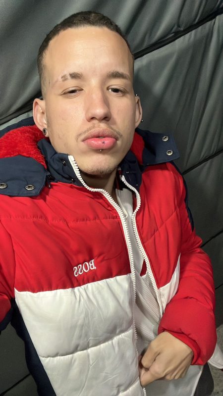 Douglas Silva 16