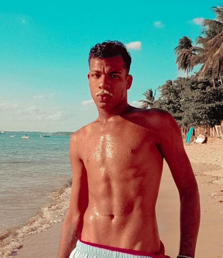 Arthur Dotado 2