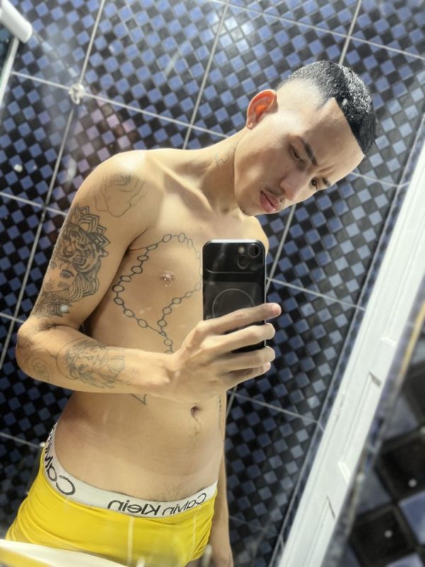 Douglas Silva 3