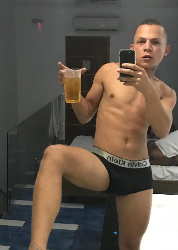 Arthur Guerreiro - Sem Local 1