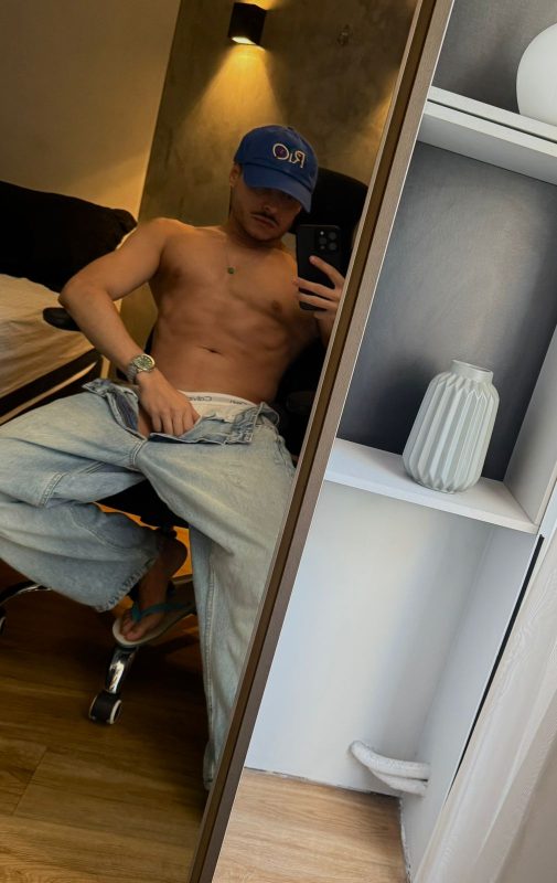 Caio Bhaskar 13