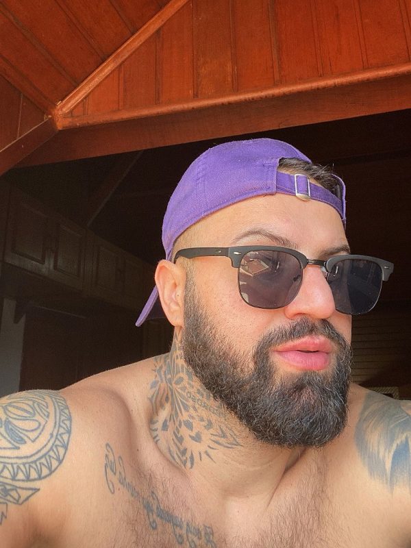 Ali Zayn 37