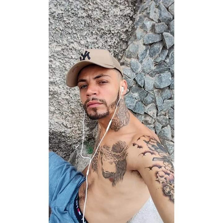 Roger Felipe 8