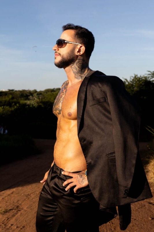 Ton Fernandes 3