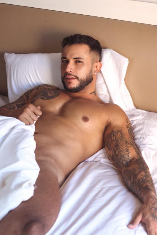 Ton Fernandes 23
