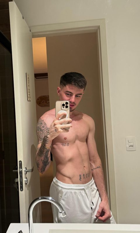 Vitor Maika 33