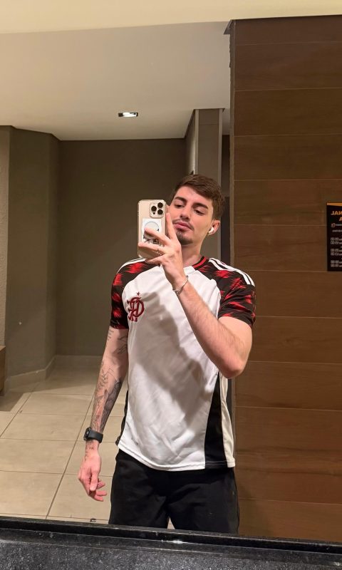 Vitor Maika 19