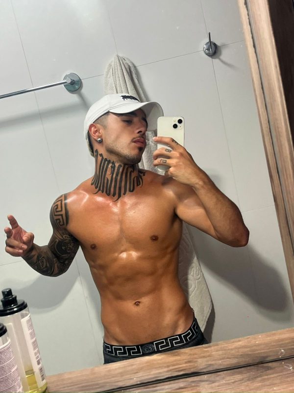Nicolas França 44