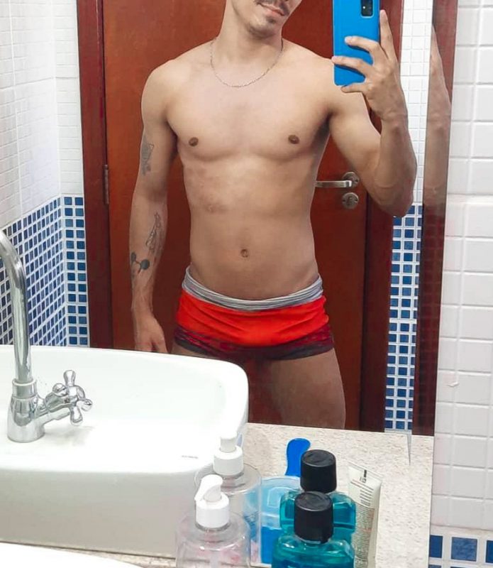 Ícaro Mendes 25