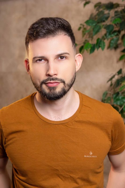 Bruno Massagista 11