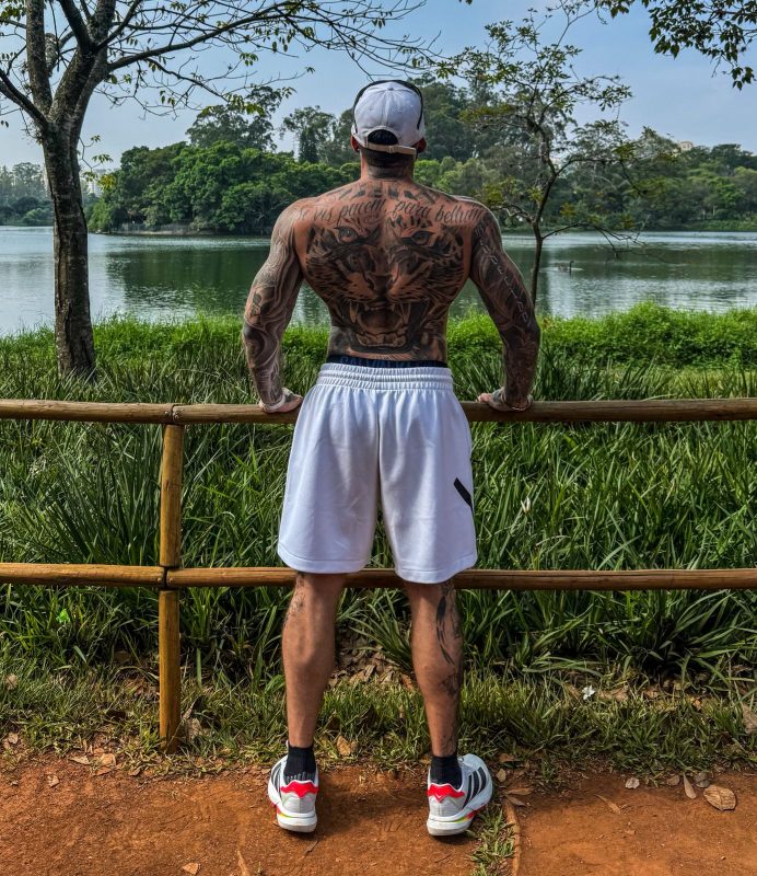 Leon Grego 30