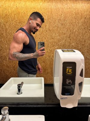 Léo Veras