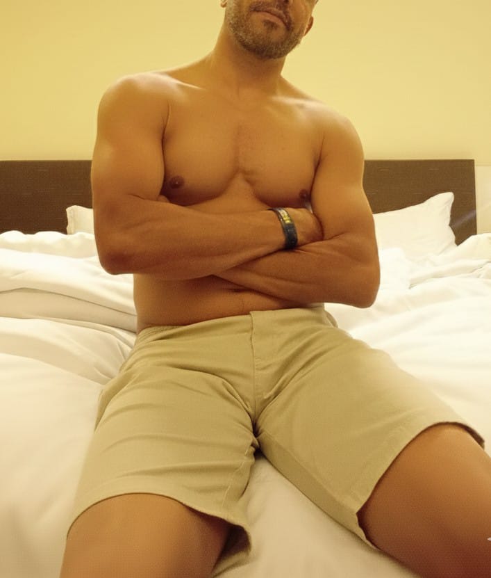 Roger Castro 4