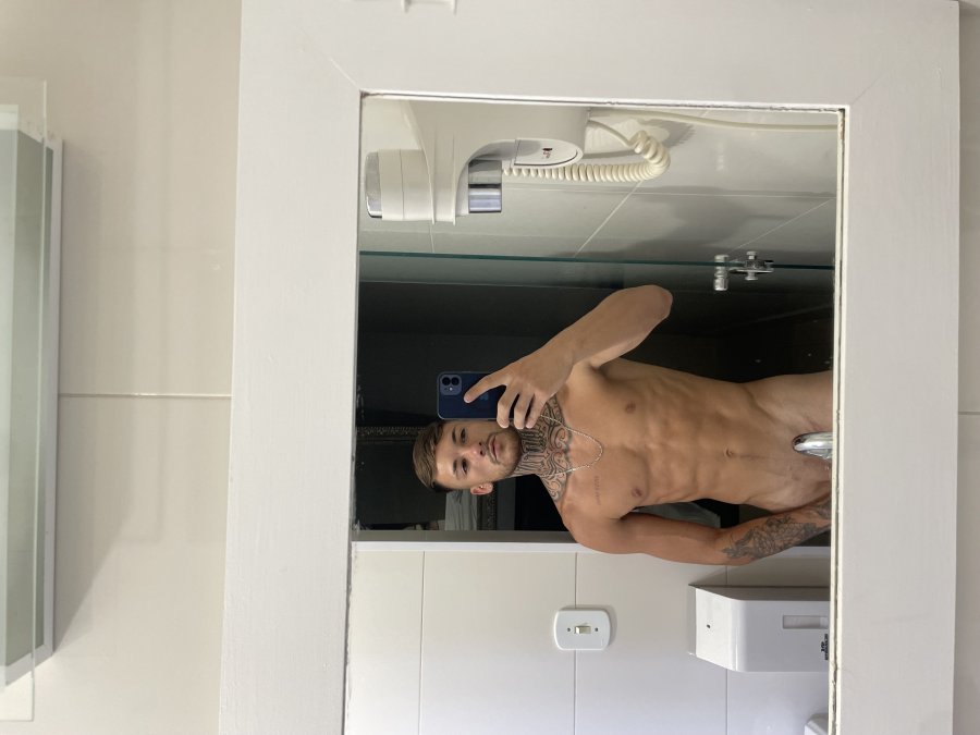 Vinicius Mello 19