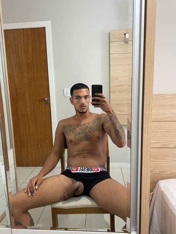 Yuri Castro 16