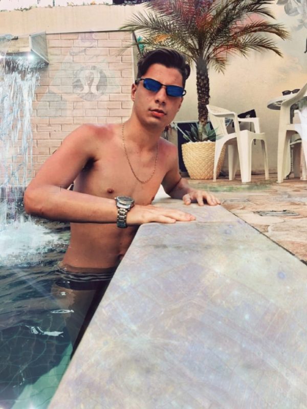 Renan Lovatelly – Sem Local 1