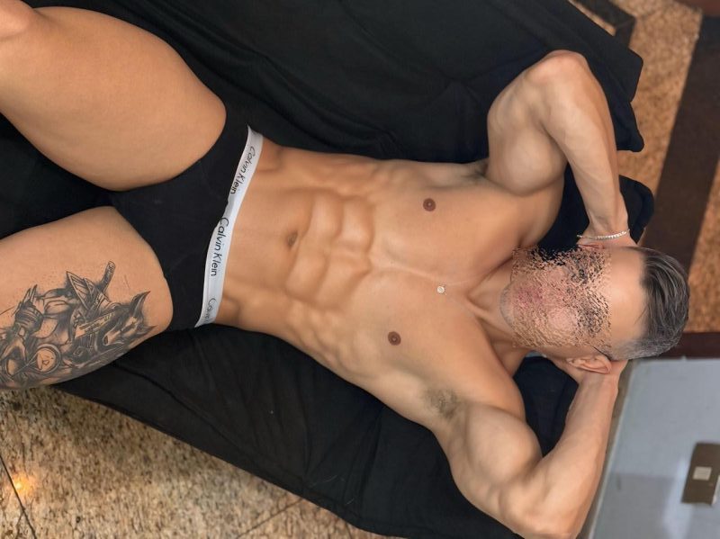 Enrique Massoterapia 76