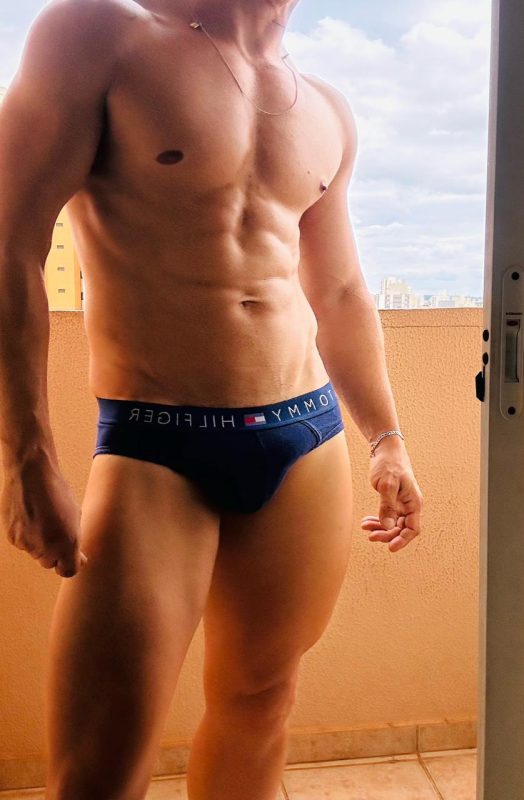 Enrique Massoterapia 49