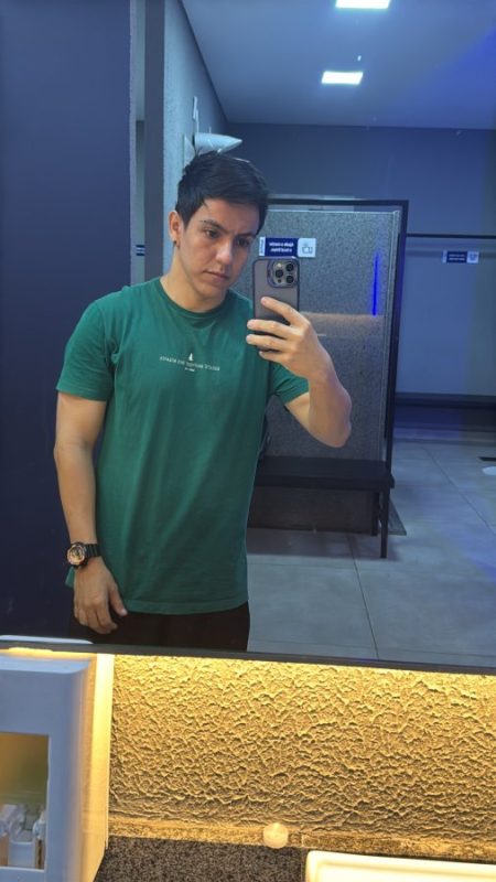 Arthur Andrade 1