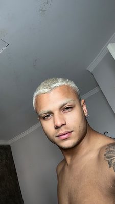 Daniel Felipe 4