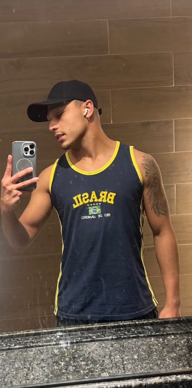 Daniel Felipe 5