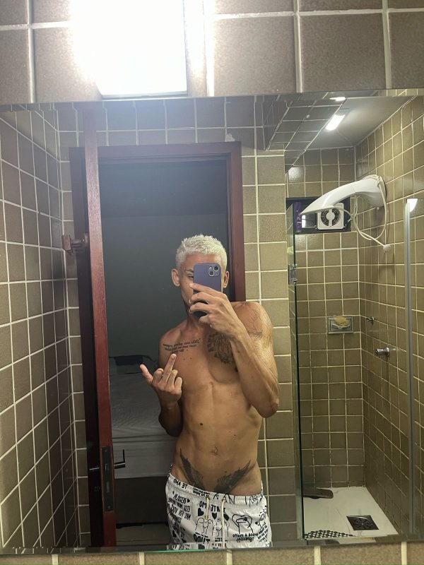 Leo Putão 25