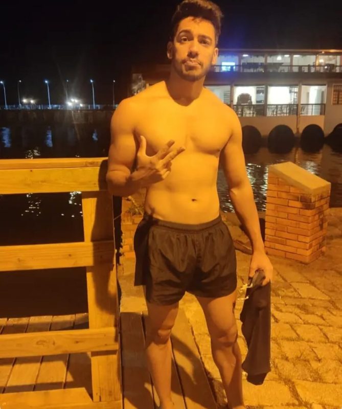 Carlos Kurta 28