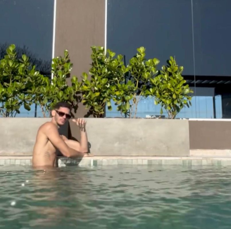 Adrian Magalhães 4