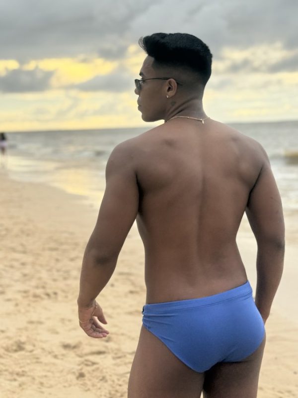 Pietro Castro 32