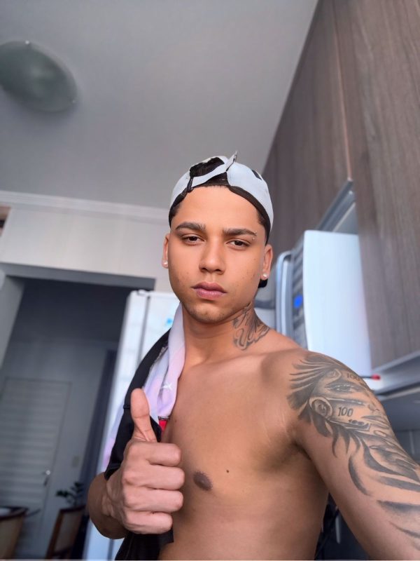 Alex Dotado 30