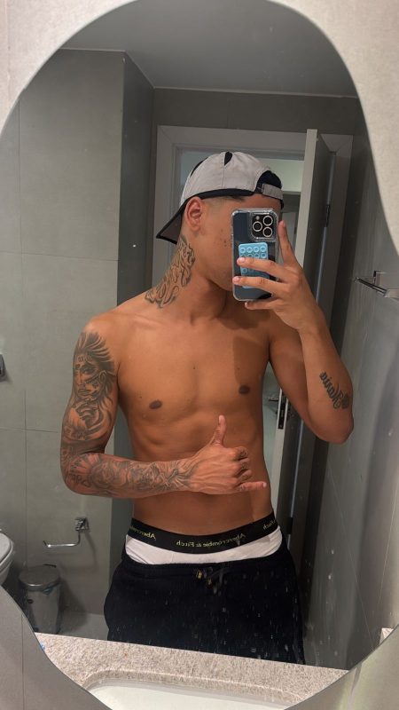 Alex Dotado 42
