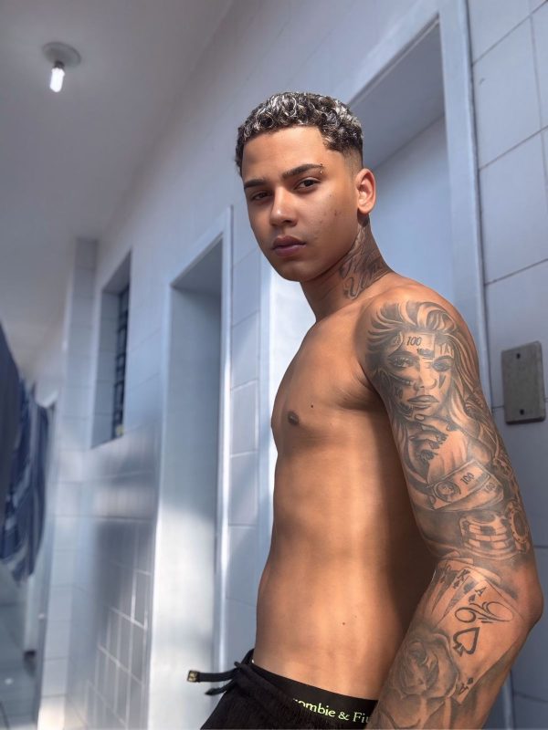 Alex Dotado 36