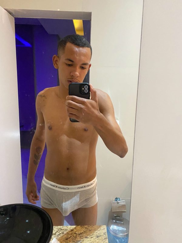 Artur Novinho 23