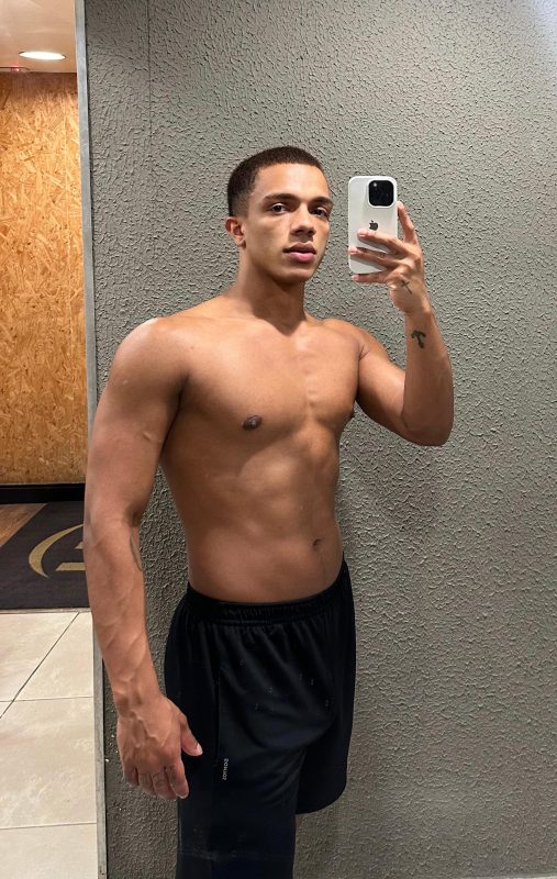 Igor Moura 35