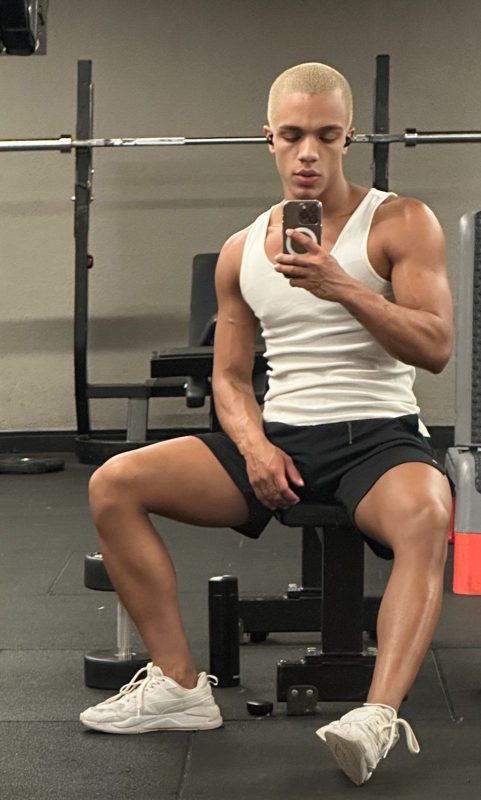 Igor Moura 40