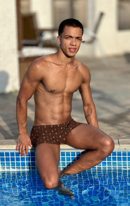 Igor Moura 28