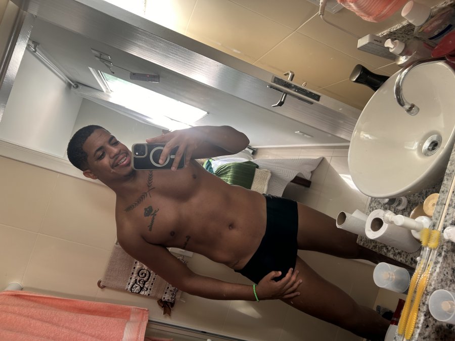 Vitor Mello 2