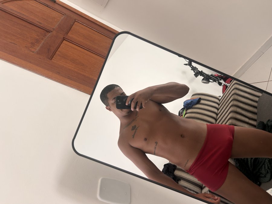 Vitor Mello 6