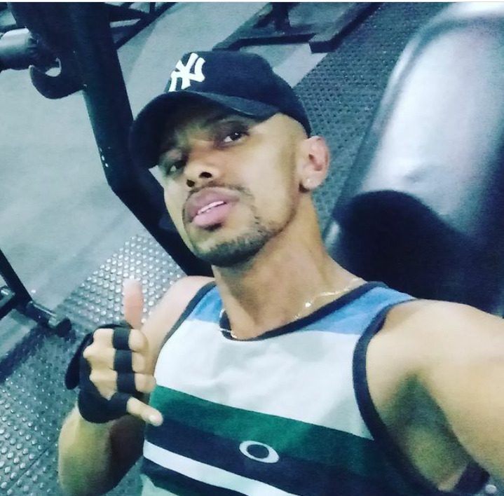 Adriano Carioca 4