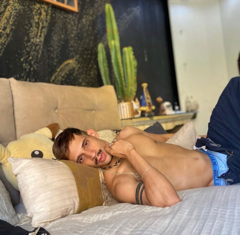 Rafael Karvassi 7
