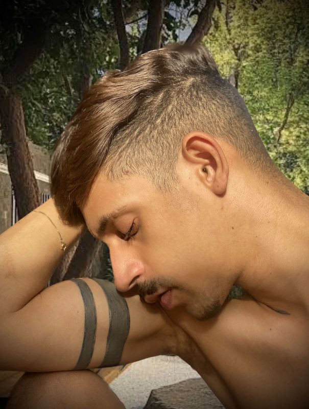 Rafael Karvassi 11