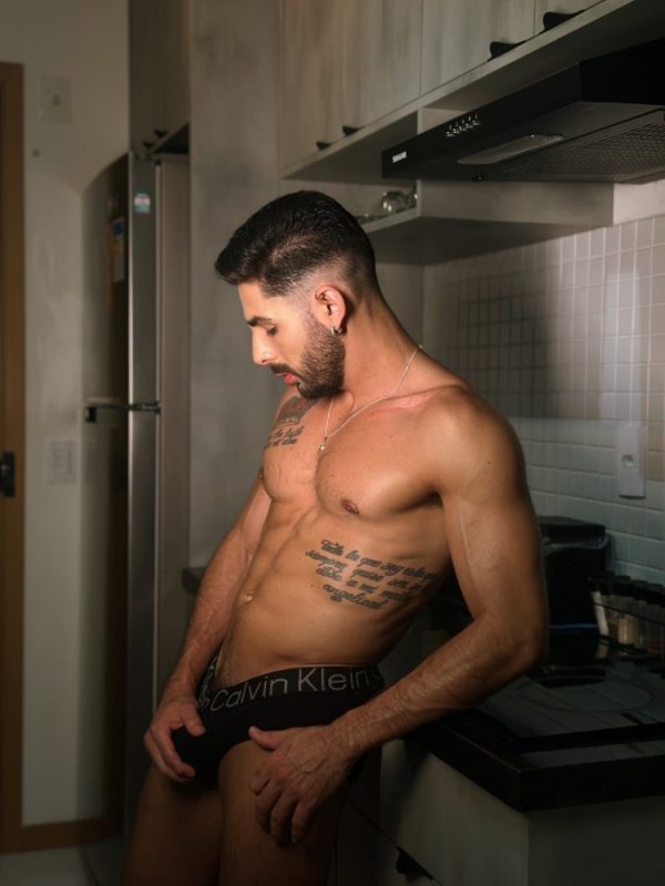 Guilherme Barbudo 8