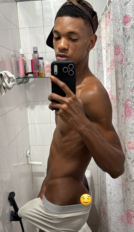 Junior Almeida 7